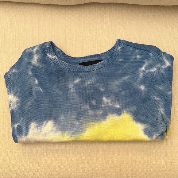 Calvin Klein sweater - Picture 4 of 4